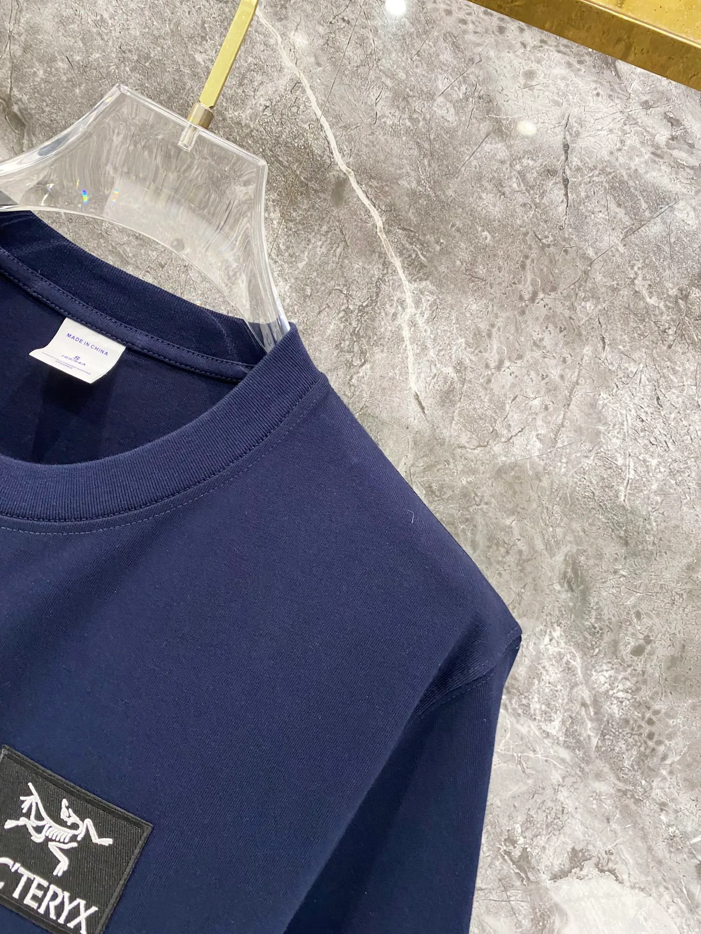 ， ，Classic logo ， Quality Original ， ， ， Premium 。 ！ :Black White，Royal Blue Sizes: S-XXL : g